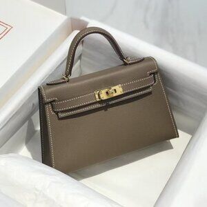 Classic Hermes Bag: A Stylish and Versatile Choice for Elegance